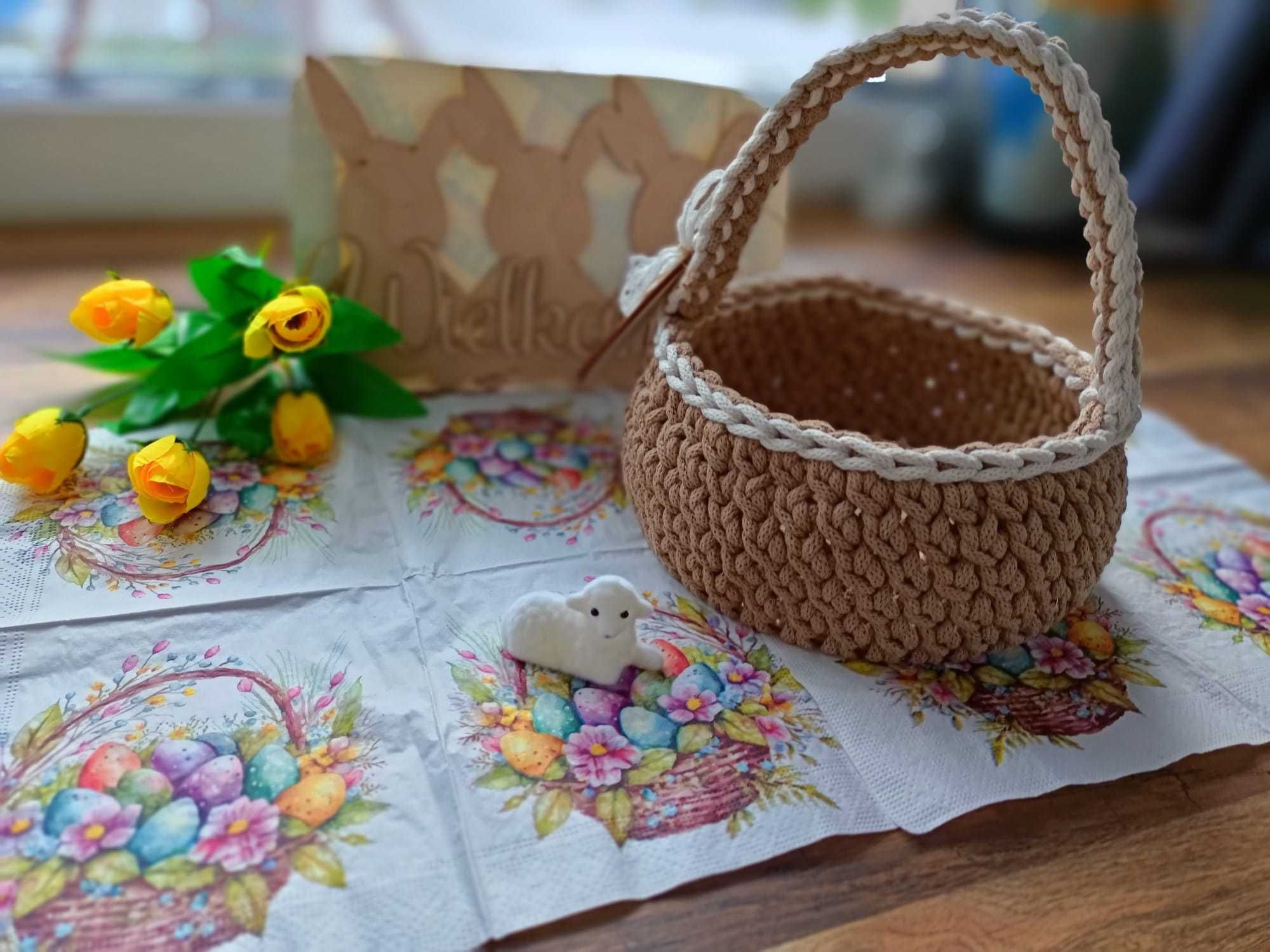 Koszyczek wielkanocny z sznurka handmade szydełko