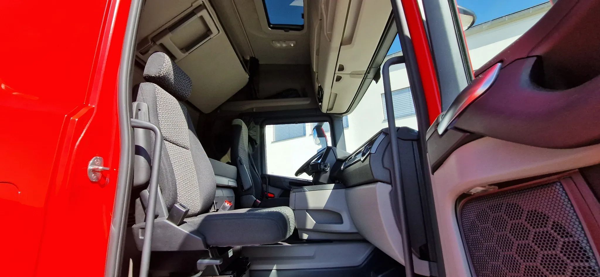 Scania R410/ 430Tkm/ 2020r/ BDF/ ZAWIESZENIE FULL PODUSZKA/ KLIMA POSTOJOWA/ SERWIS NIEMCY  R410/ 430 tyskm/ Klima Postojowa/ oś wleczona skrętna !