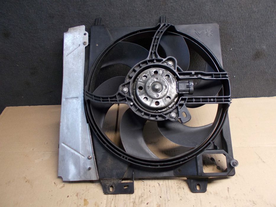 citroen C3 1.4 hdi 06r wentylator chłodnicy wiatrak 9653.804080