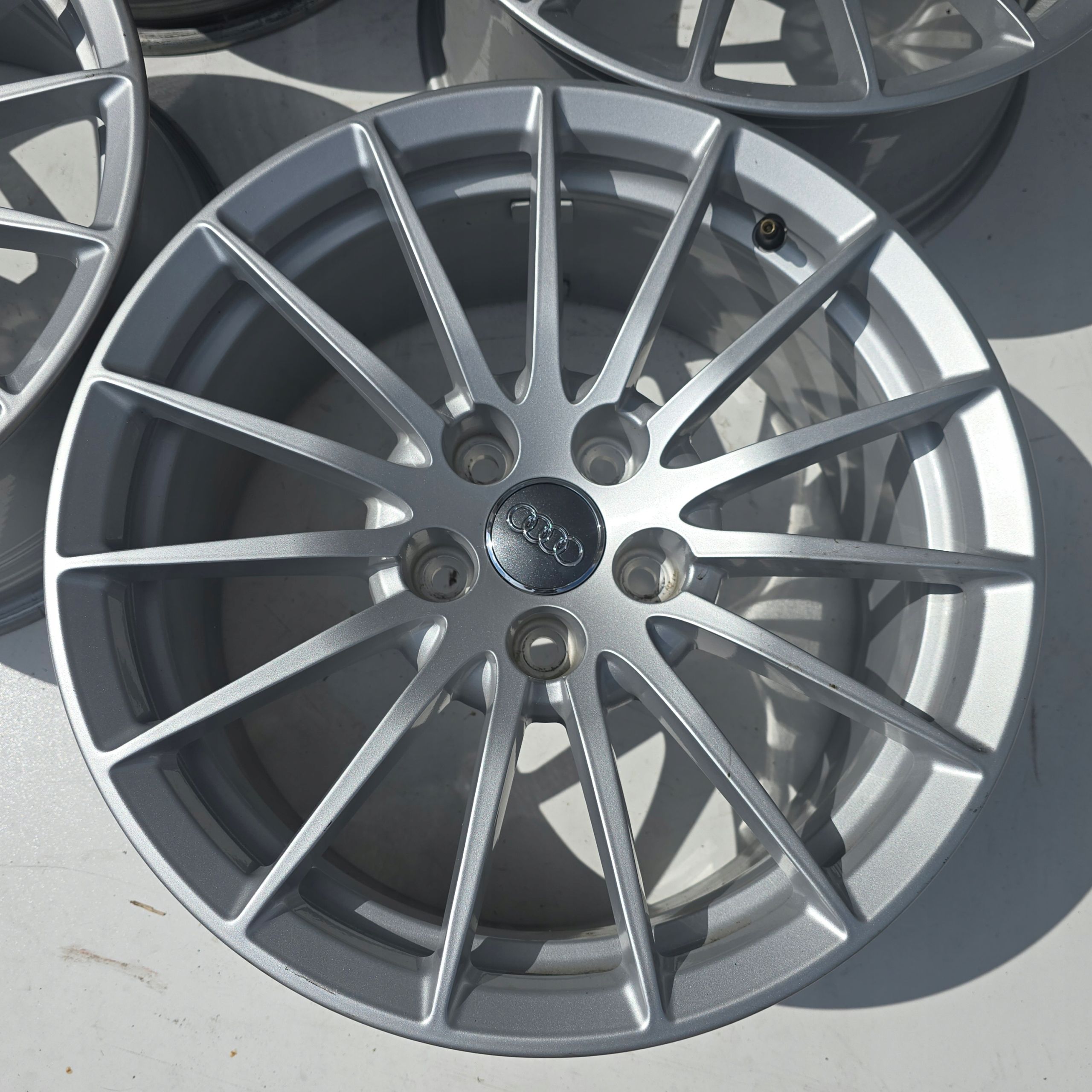 Audi A5 A4 B8 B9 A6 C6 C7 17" 5x112 ET29 7.5 4X