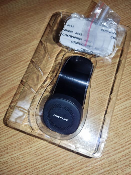 Автомобильный магнитный держатель для телефона