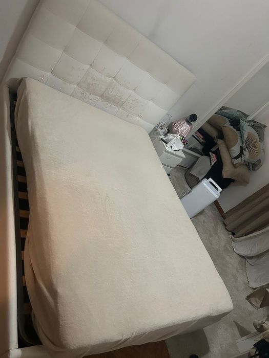 Cama casal com cabeceira estofada – oportunidade!