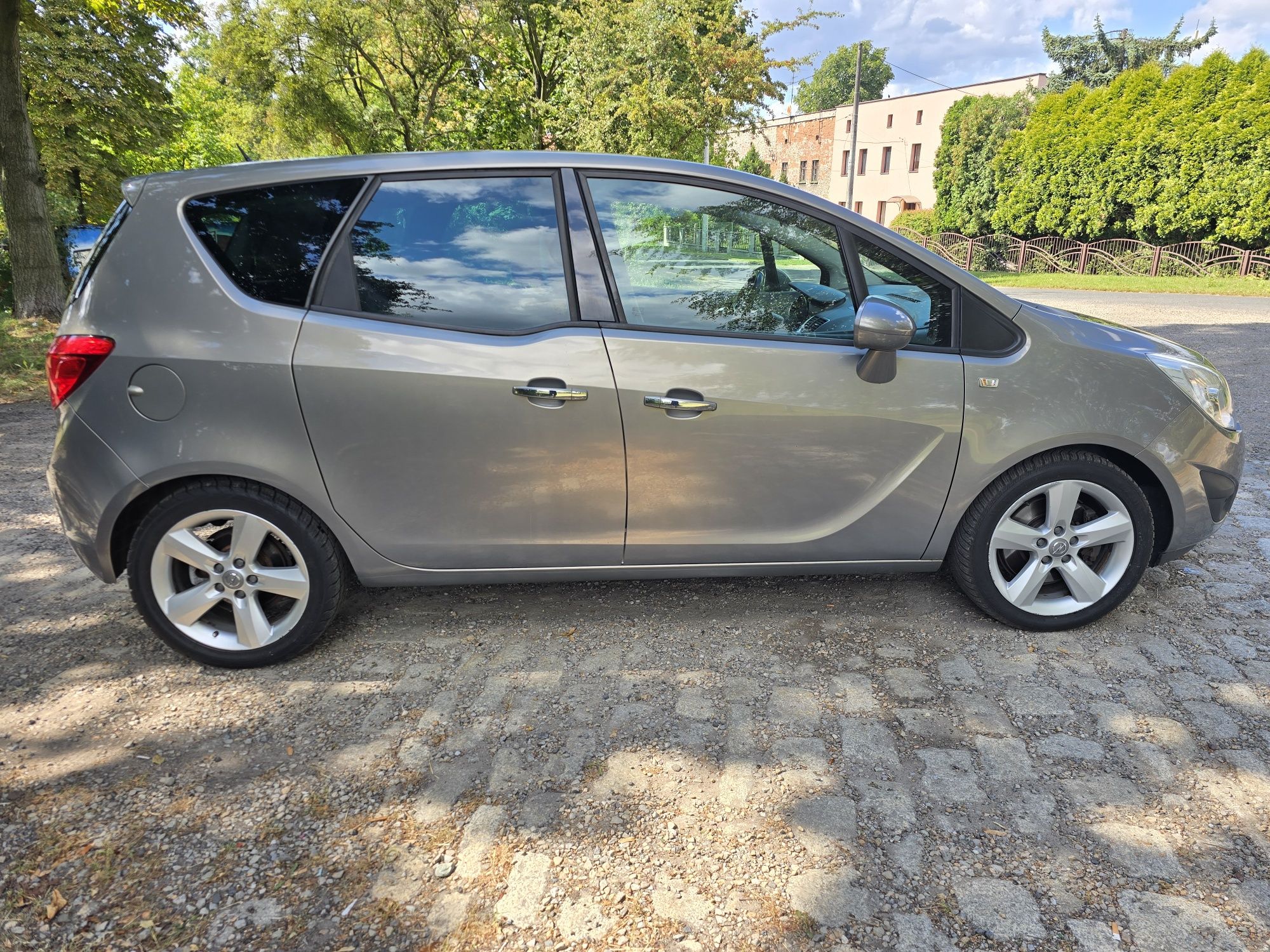 Opel Meriva B 1.7 cdti skóra klima dwustrefowa tempomat