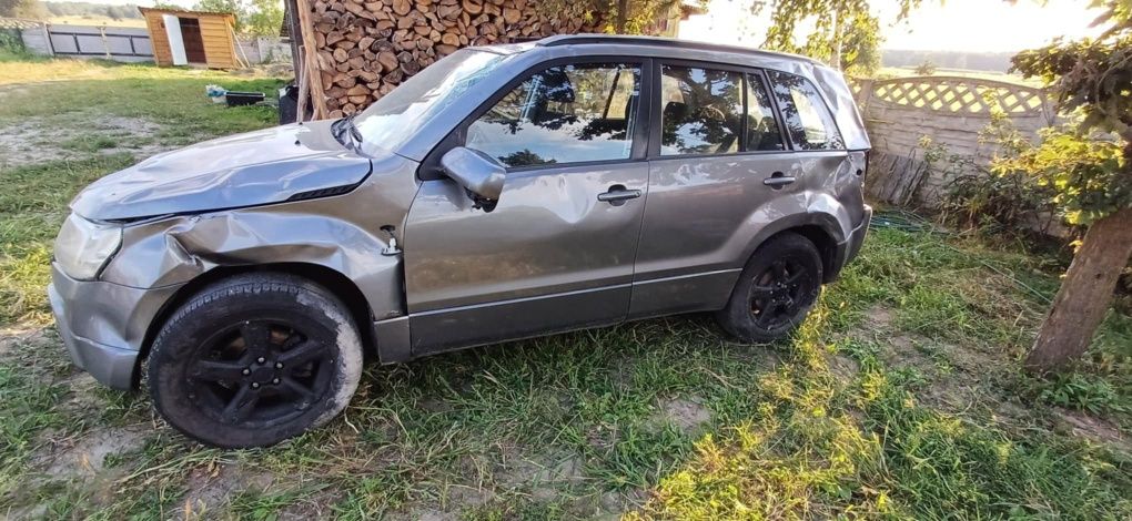 Grand vitara 2.0 lpg