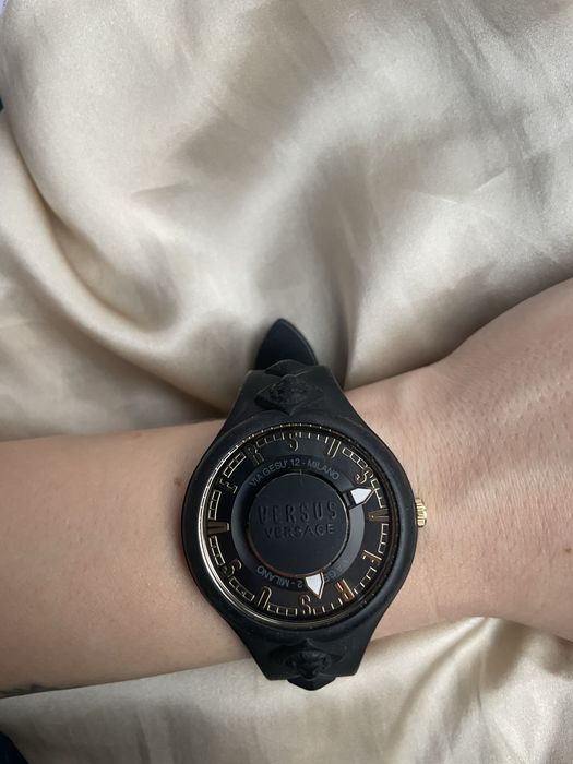 Czarny zegarek Versus Versace