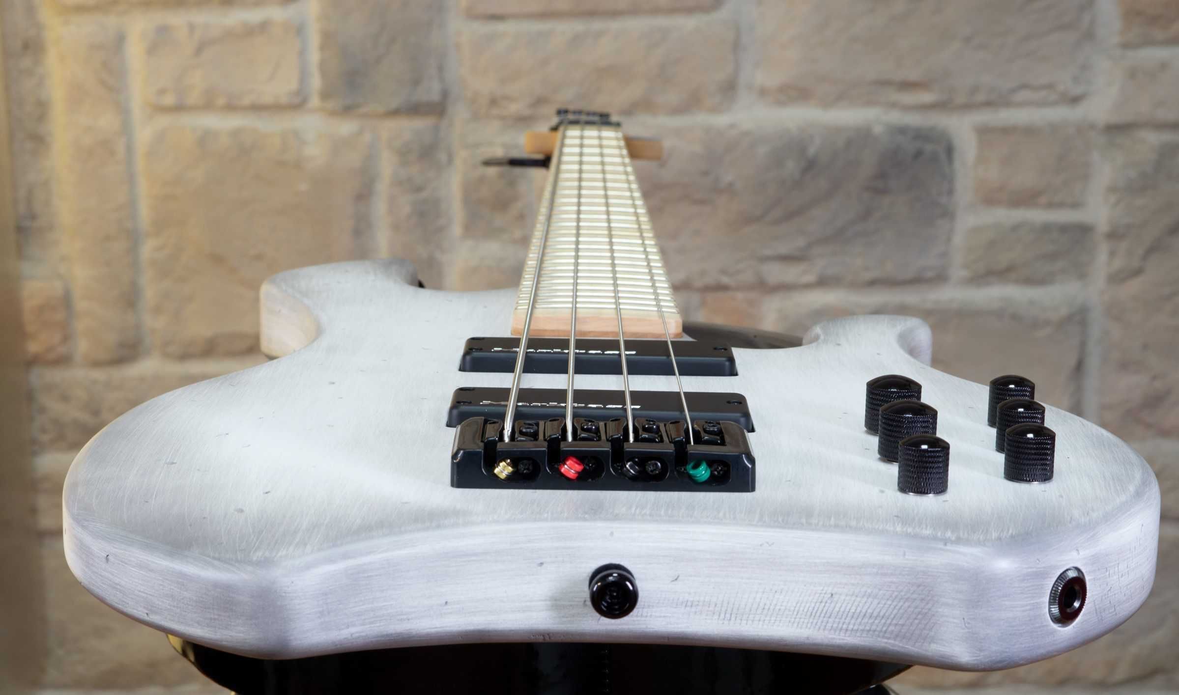 Nowa gitara basowa MB KIMANDU F1 OLD WHITE 4 BK MP