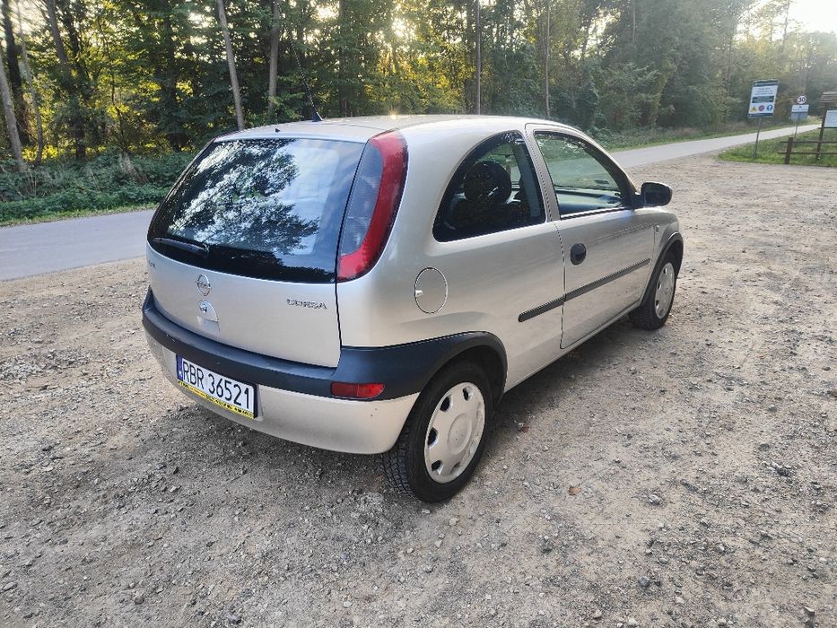 Opel Corsa C 1,2 benzyna 75 KM 179 tys. km BEZ rdzy
