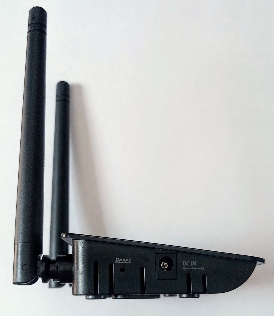 Wi Fi роутер маршрутизатор 2.4Ghz/300 Mbps Wireless N Router. Новый.