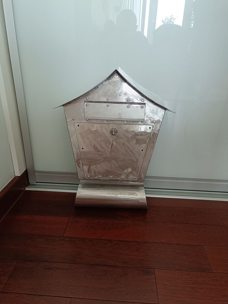 Skrzynka na listy aluminium