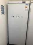 Frigorífico de  487 L com ventilação por ventoinha, branco
