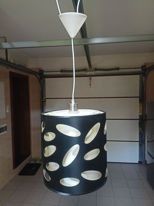 Żyrandol sufitowy czarny