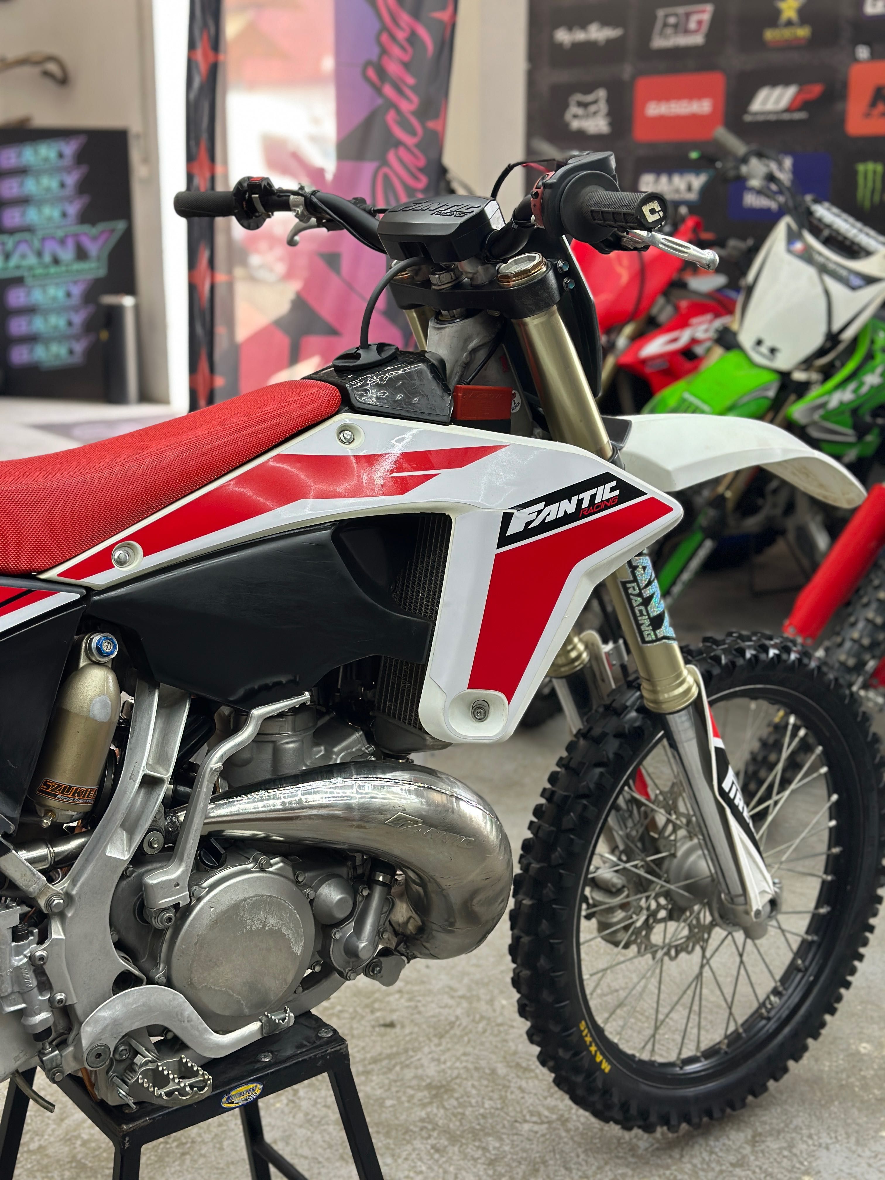 Fantic XXC 250 cc 2022 - 2 suw - Athena GET - HGS