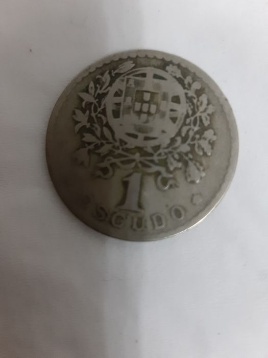 Numismática  - Várias moedas de escudo