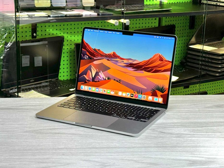 Повністю новий / Macbook Air 13" 2025рік / M4 / 16 / 256