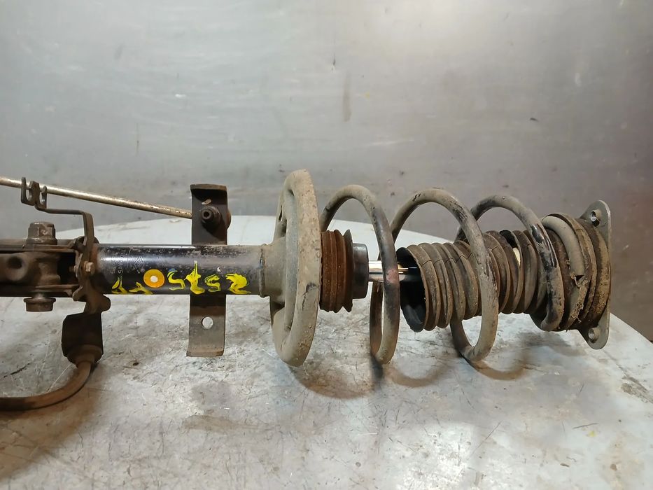 Amortecedor frente direito RENAULT Clio IV (BH_)