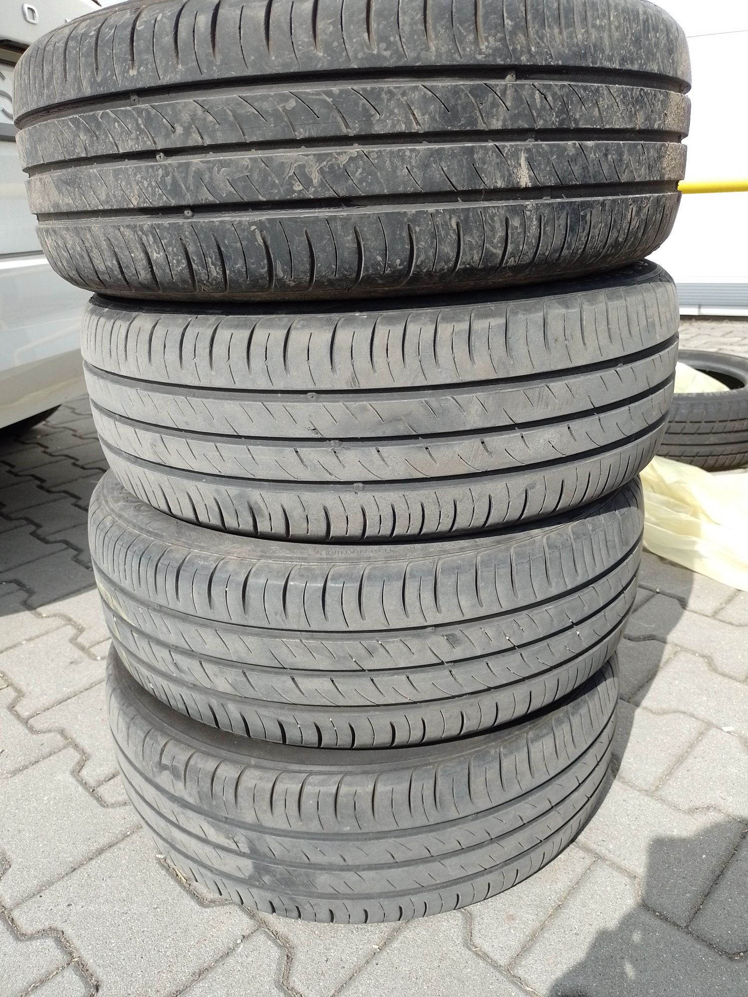 Opony kumho 185/60/15