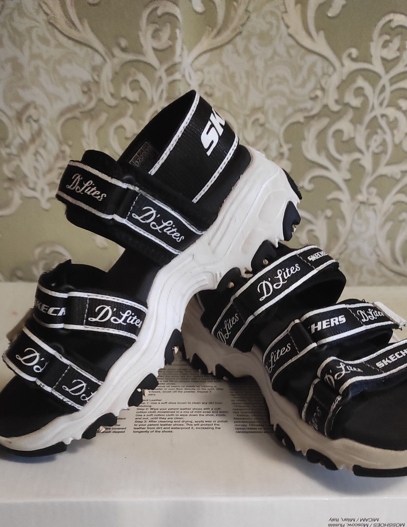 Босоніжки,сандалі Skechers