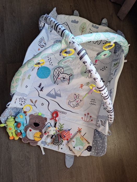 Mata edukacyjna 110x100 Ricokids
