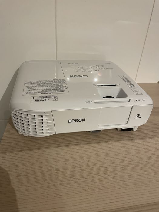 Projetor Epson EH-TW740