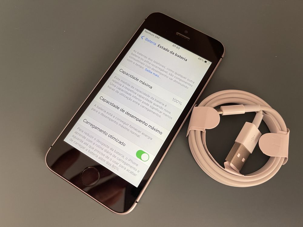 Iphone SE 64gb livre desbloqueado