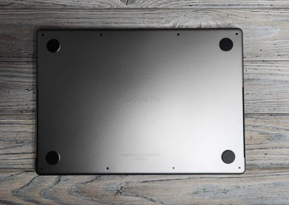 Apple MacBook Pro 14 Mid 2021 M1 Pro (MKGP3) Space 850$ - EmojieStore