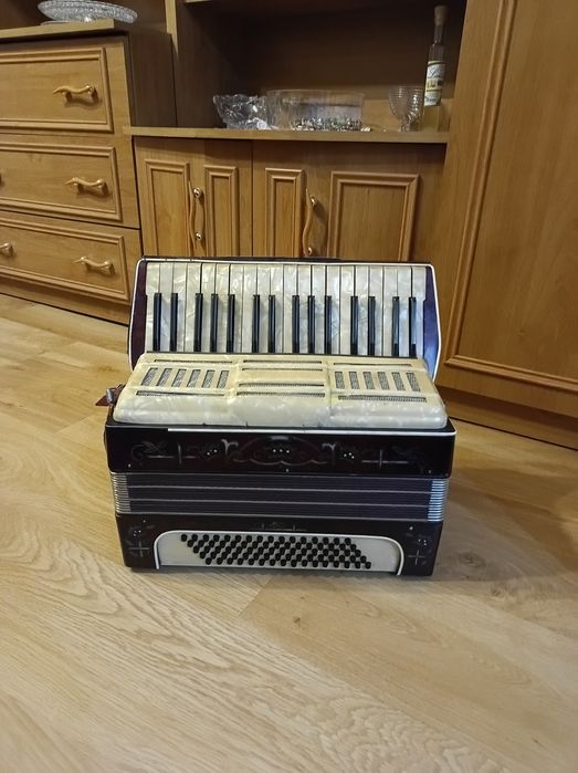 Sprzedam akordeon hohner