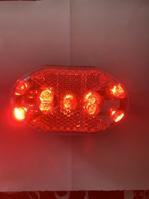 Задній ліхтар габарит на велосипед.