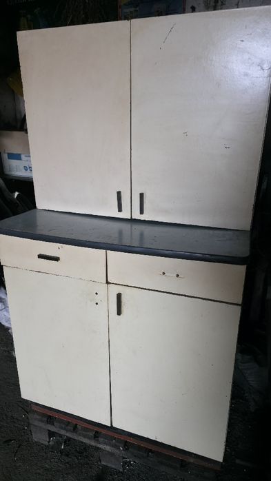 Продам кухоннийгарнитур