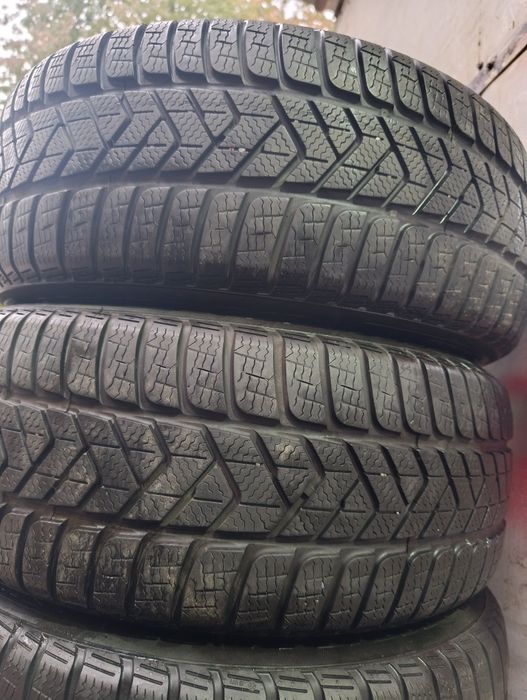 235/55/17 Pirelli sottozero 3