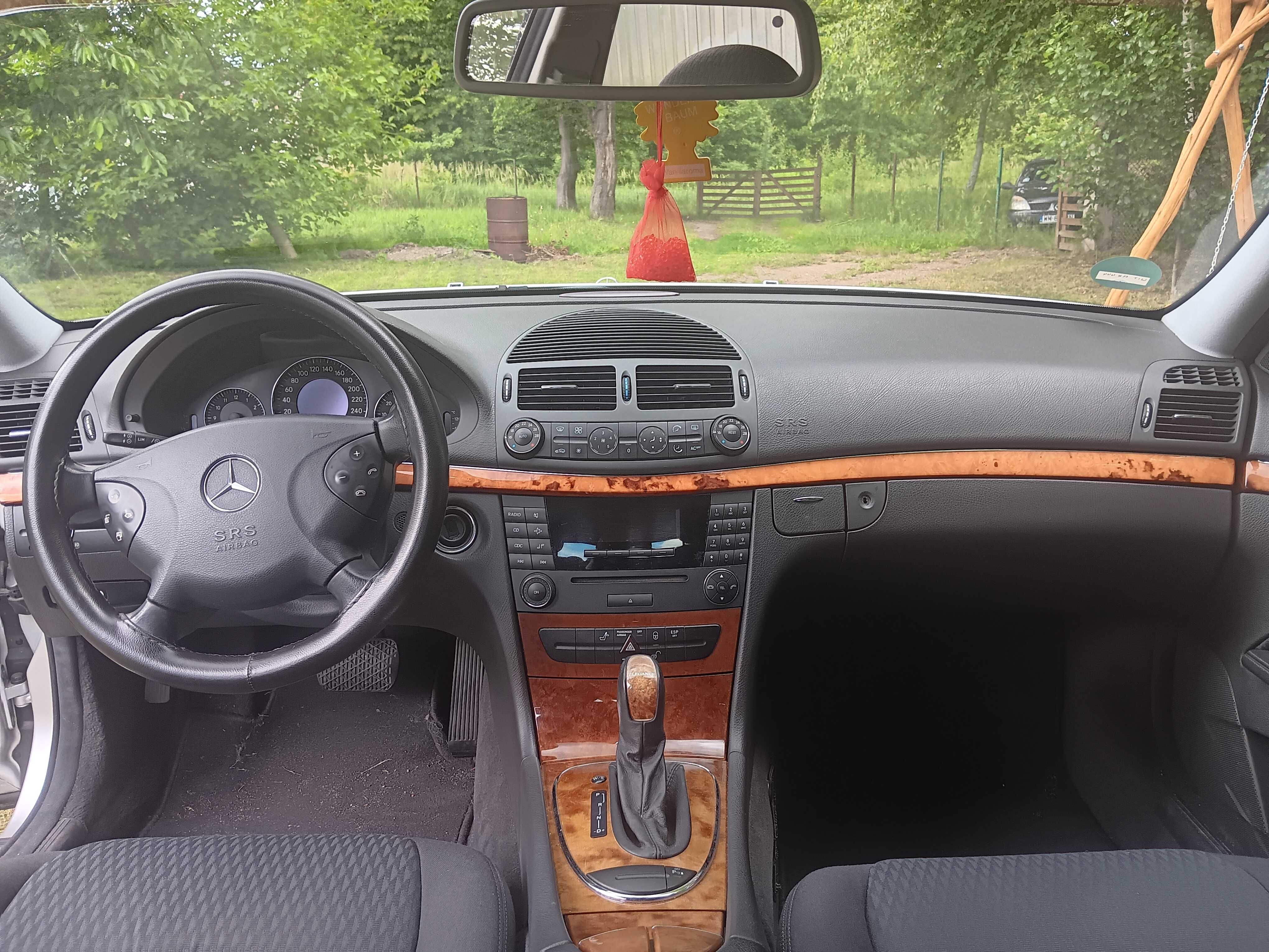 Mercedes w211 E240