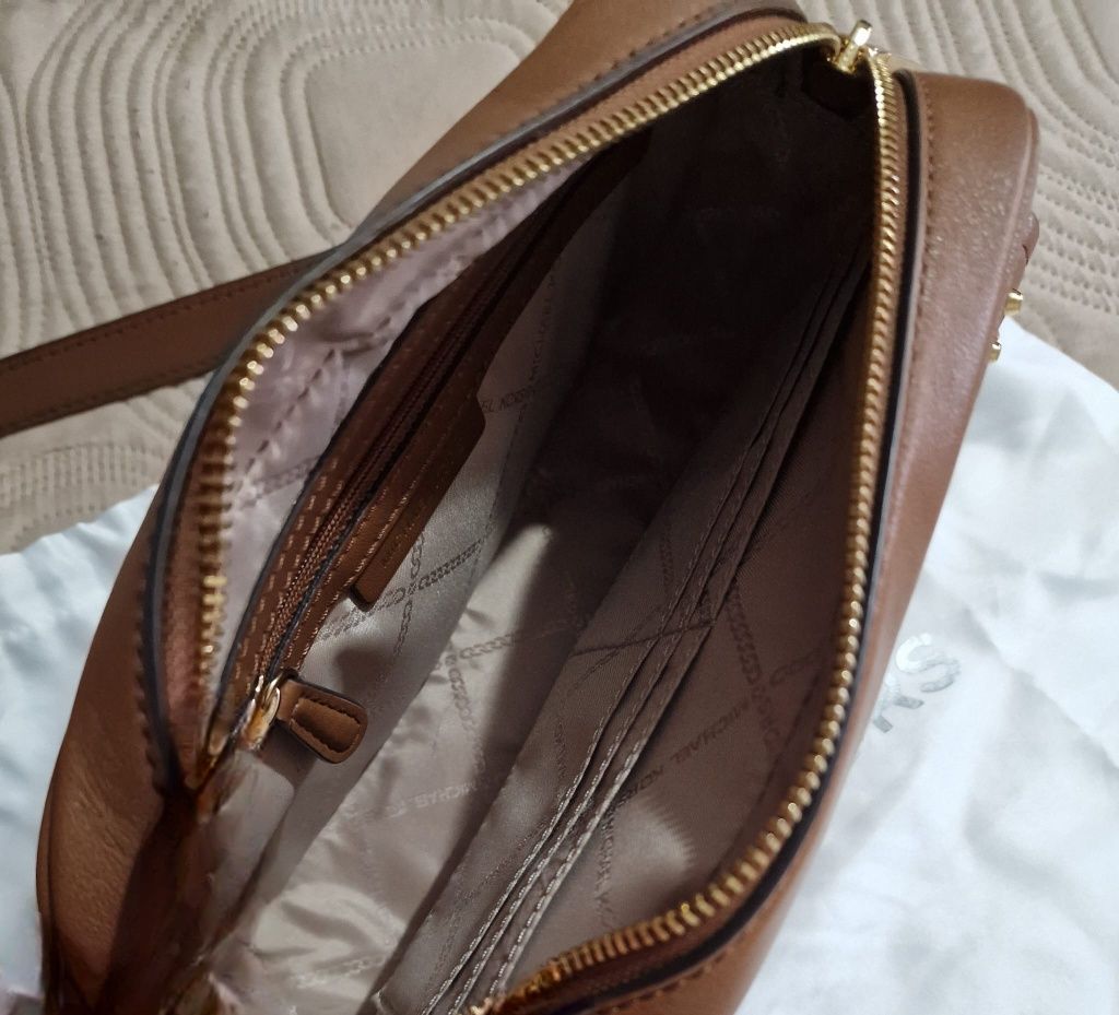 Mala Michael Kors