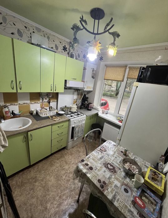 Продам 2 кімнатну квартиру.Пацаєва