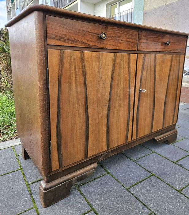 Komoda w stylu Art Deco