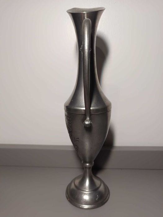 Jarra em Estanho 95% – Criações J. Dores, Portugal