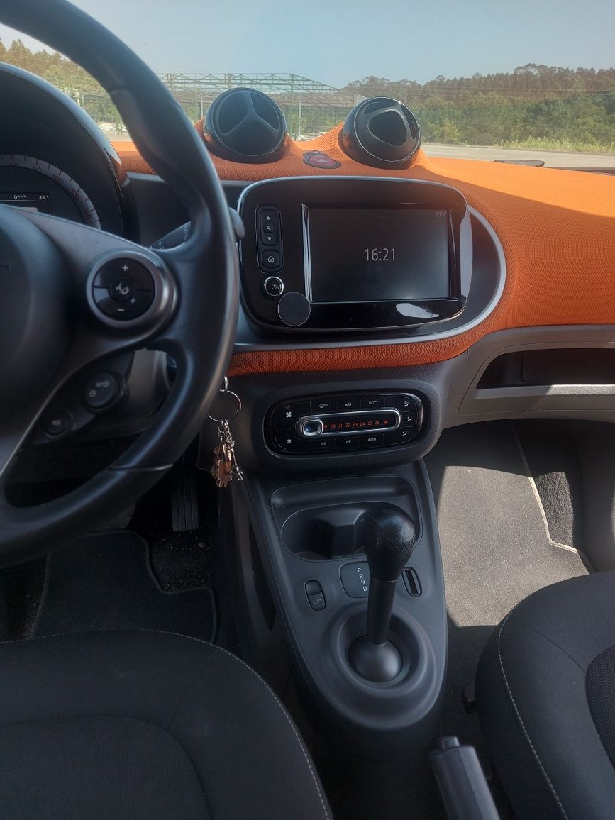 Smart FourFour Elétrico