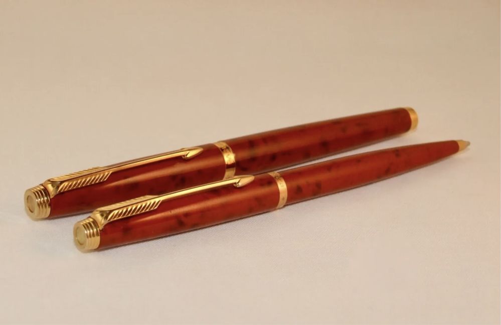 VIntage Parker 75 Fountain & Ballpoint Pen set- QUARTZ JASPER RED