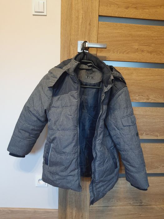 Kurtka zimowa roz.134/140