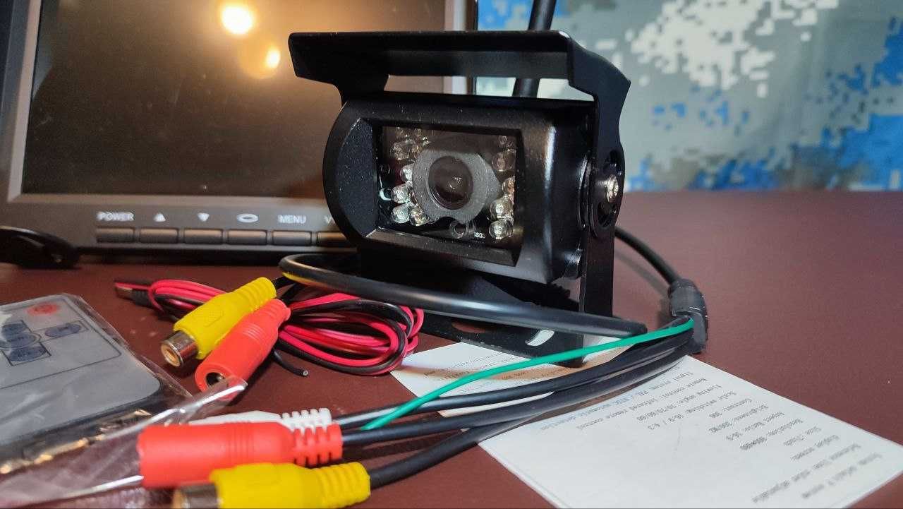 WiFi камера + монітор 7" для авто