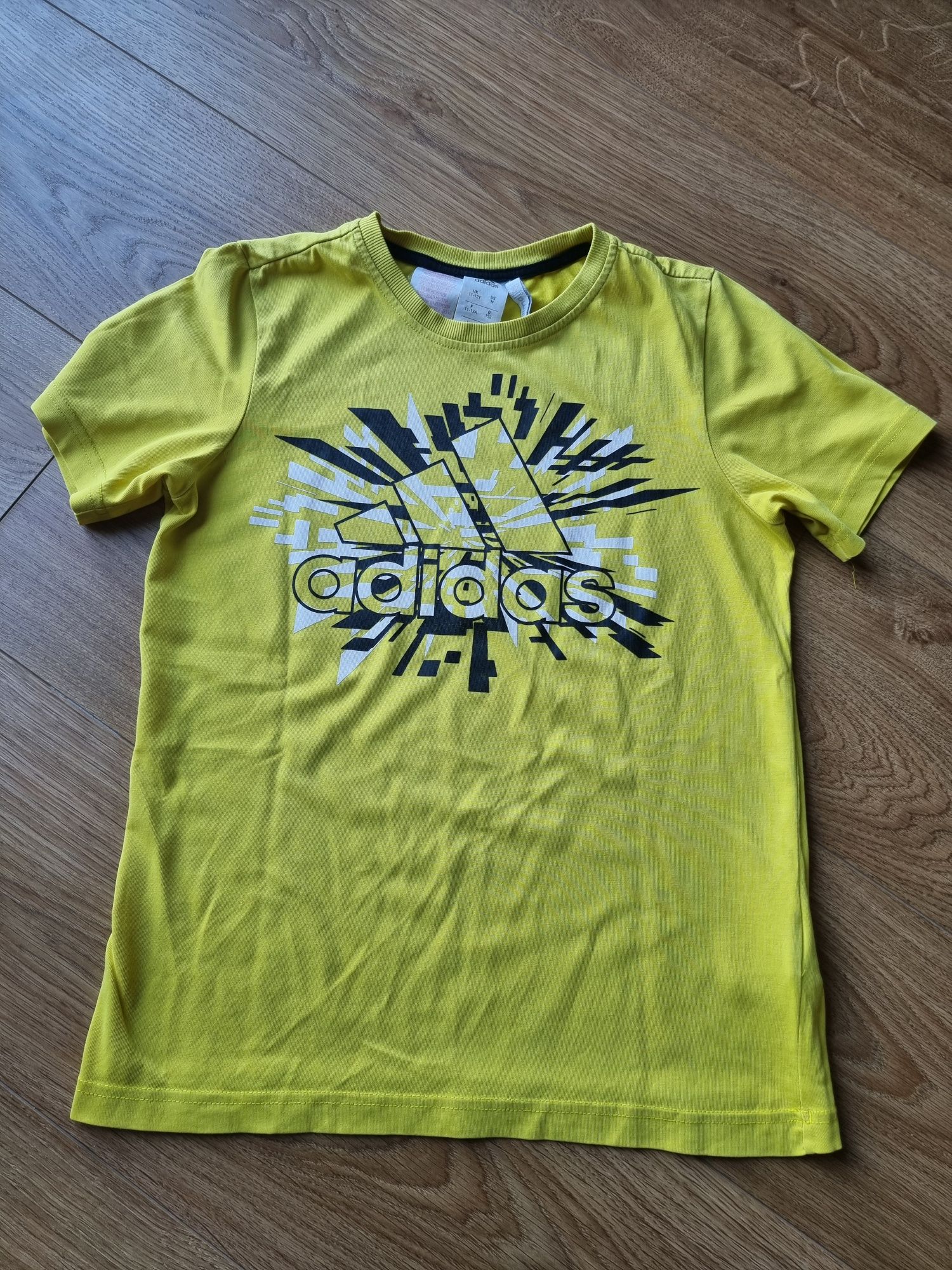 T-shirt adidas 152