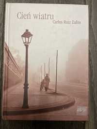 Carloz Ruiz Zafon - cień wiatru