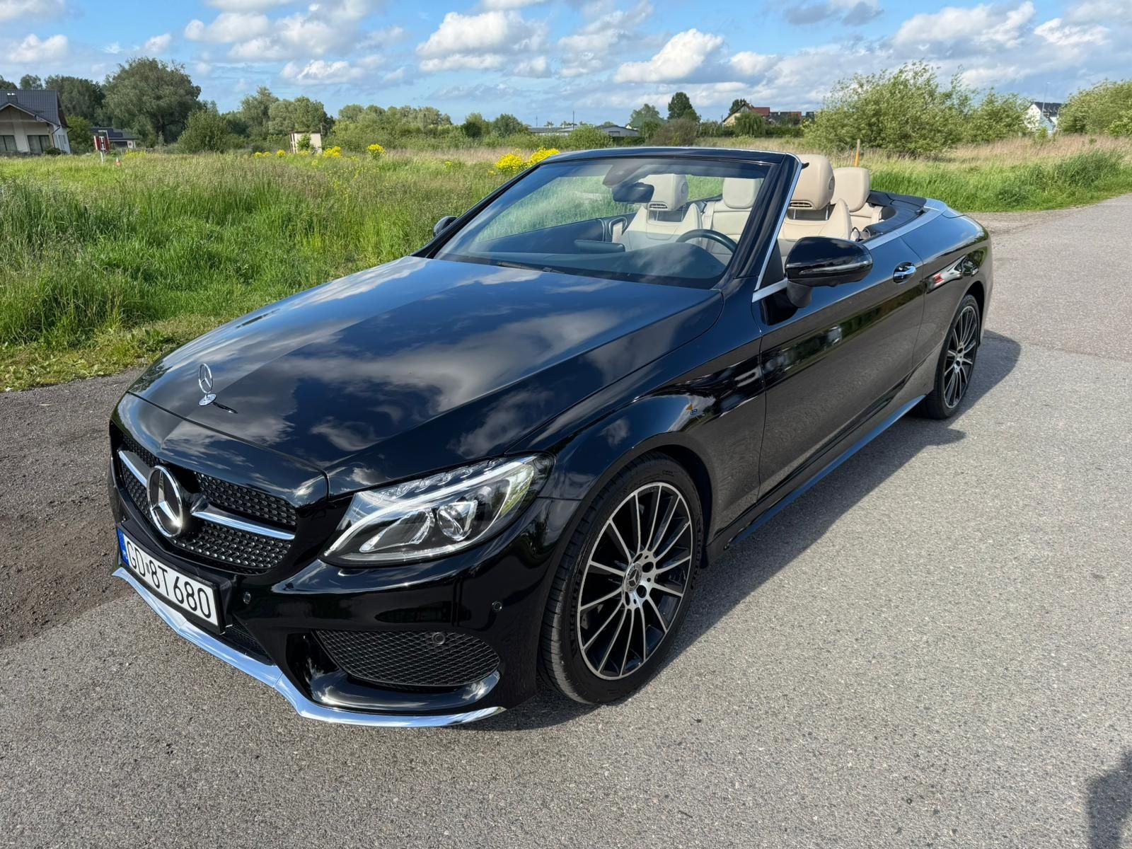 PIĘKNY Mercedes Kabriolet AMG