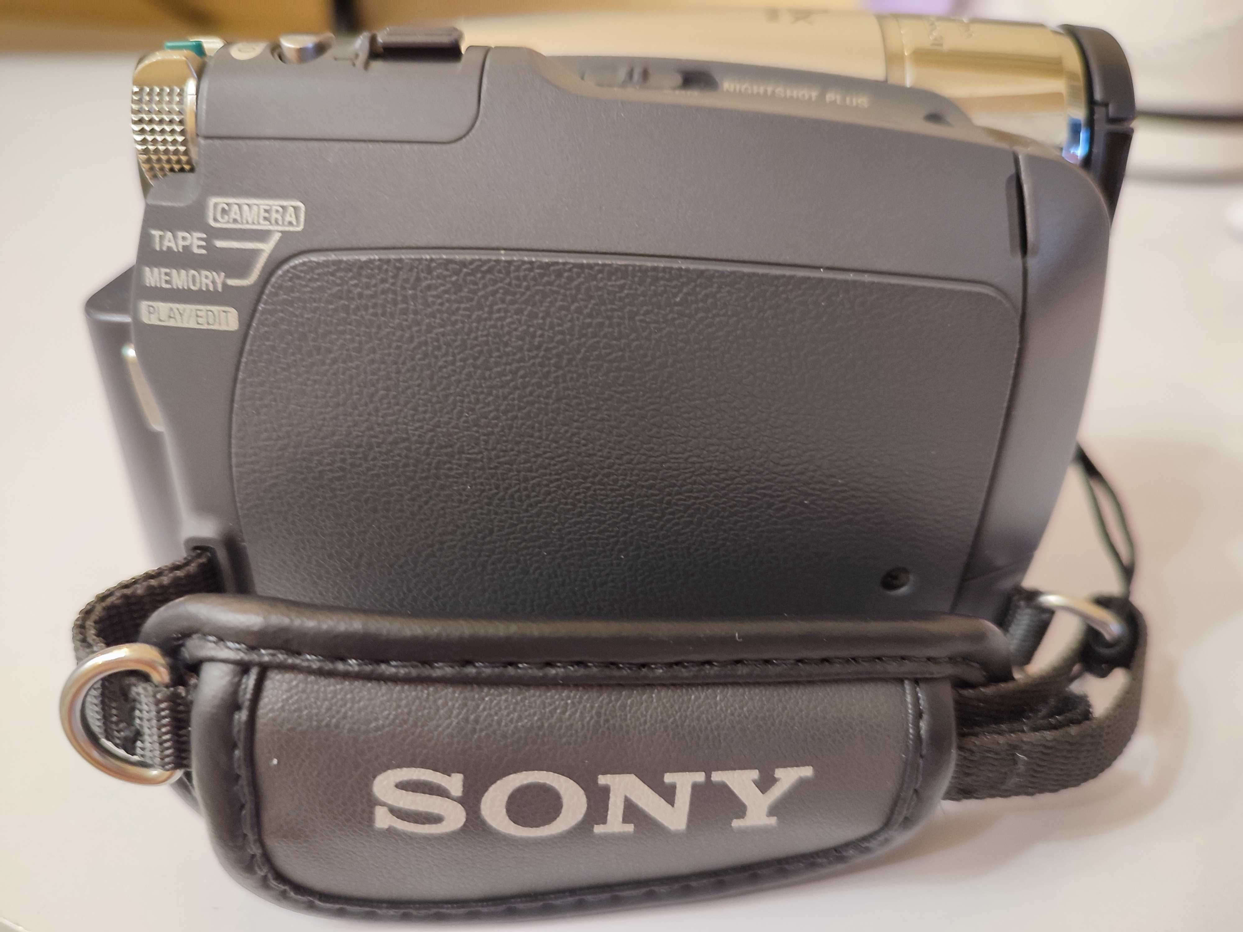 Відеокамера Sony DCR-HC36E ideal