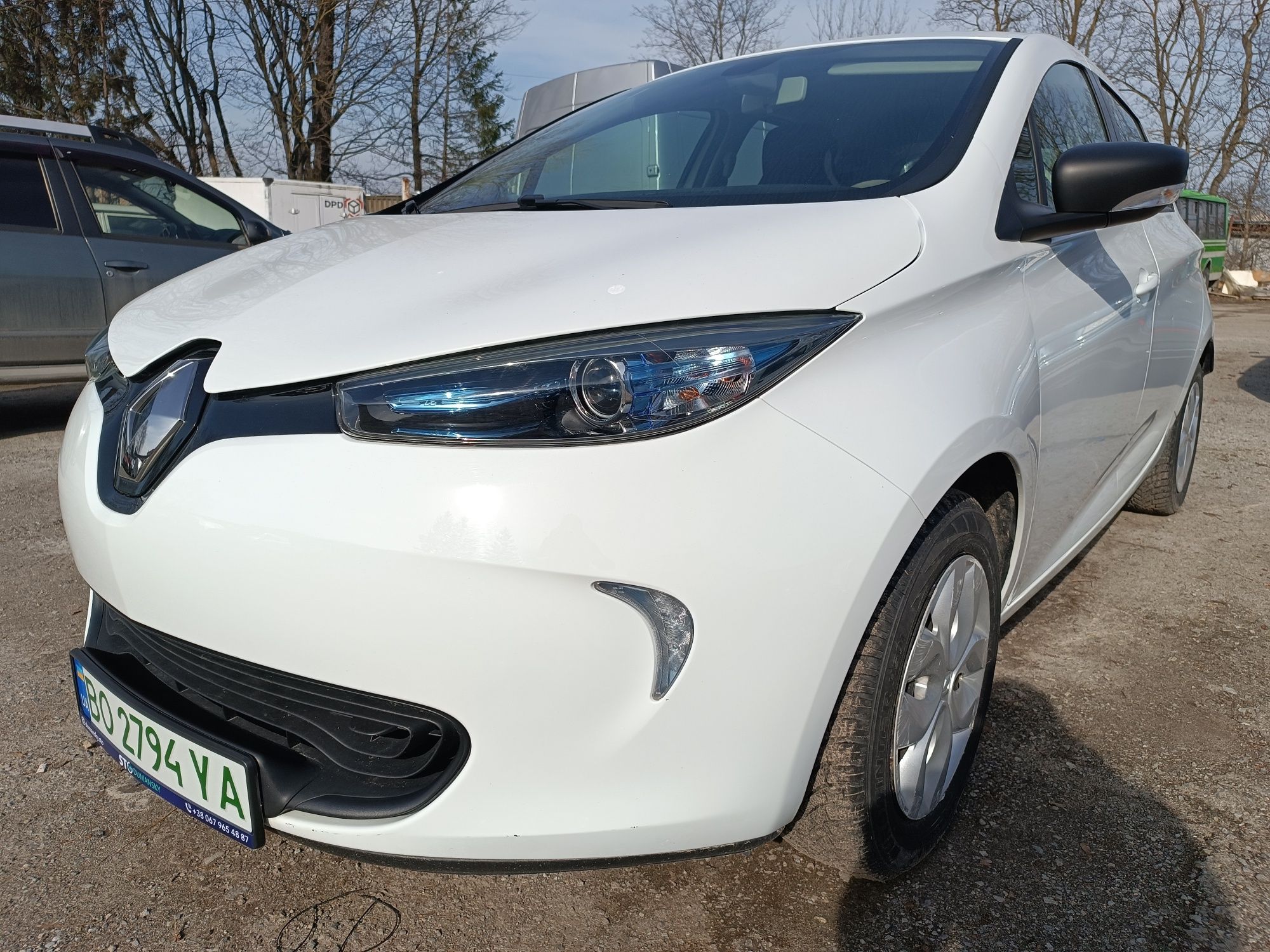 Продам Renault Zoe 53kw