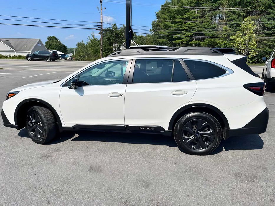 Subaru Outback      2022