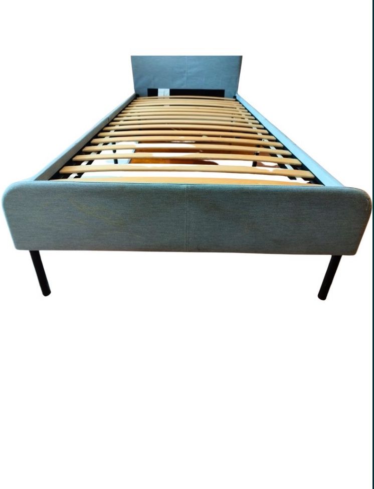 Cama Slattum Completa como nova