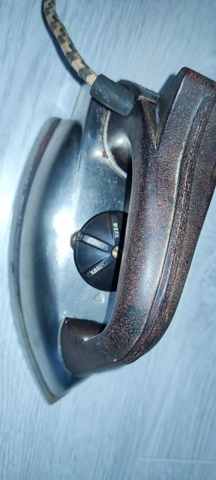 Утюг електро УЭ-8