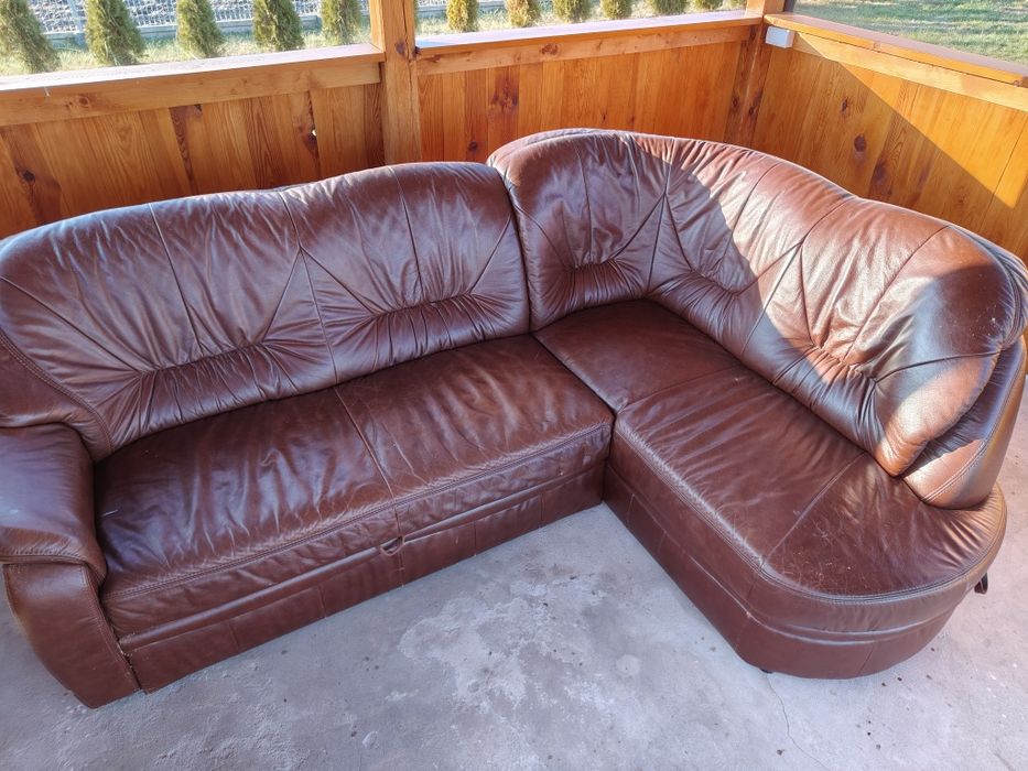 Narożnik skórzany z funkcją spania