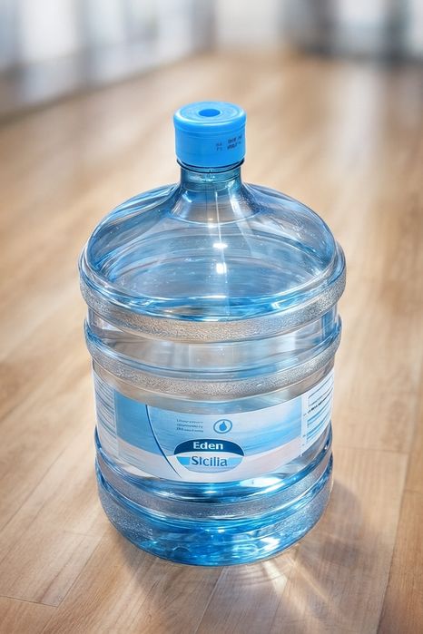 Garrafões água reutilizáveis (vários)