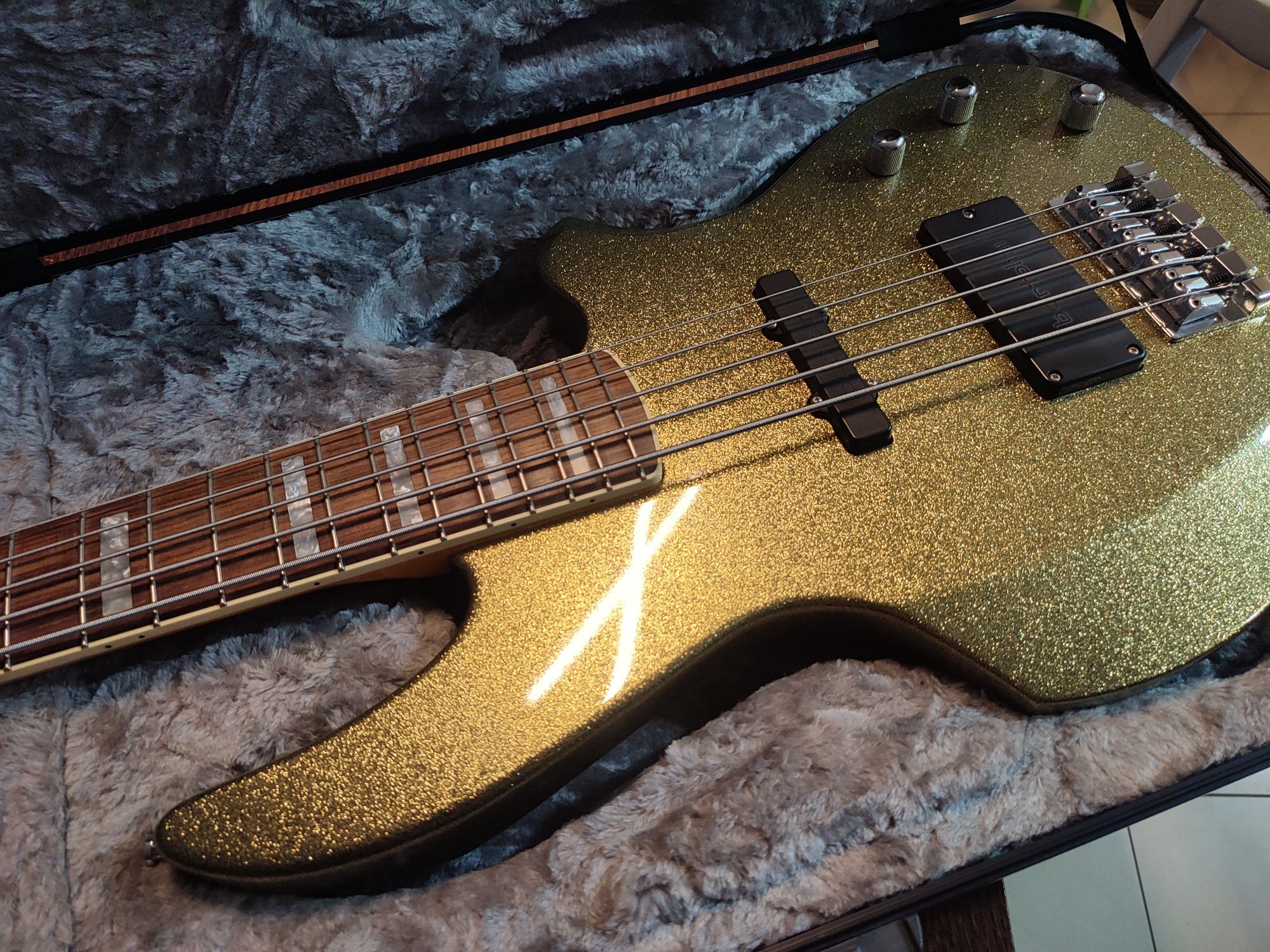Gitara basowa Warmoth Custom V USA Bartolini ( Fender Jazz Bass Music