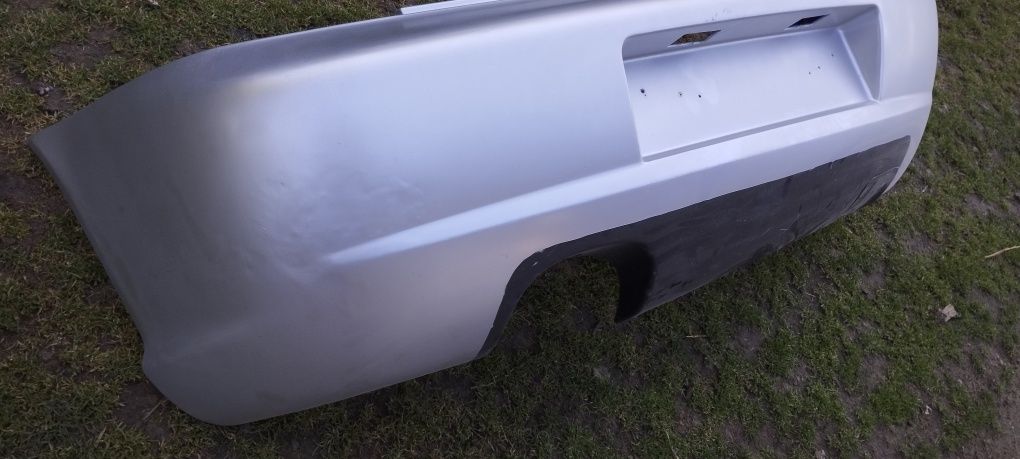 Sprzedam zderzak Leon 1 topsport LS7N